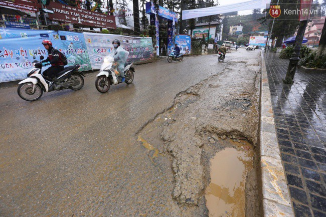 Những con đường xuống cấp trầm trọng giữa thiên đường du lịch Sa Pa